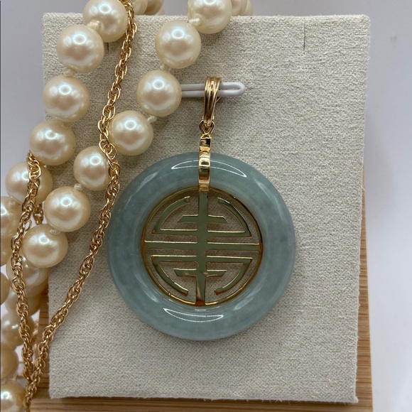 Vintage 14K Yellow Gold Chinese Longevity Symbol Jade Pendant Enhancer